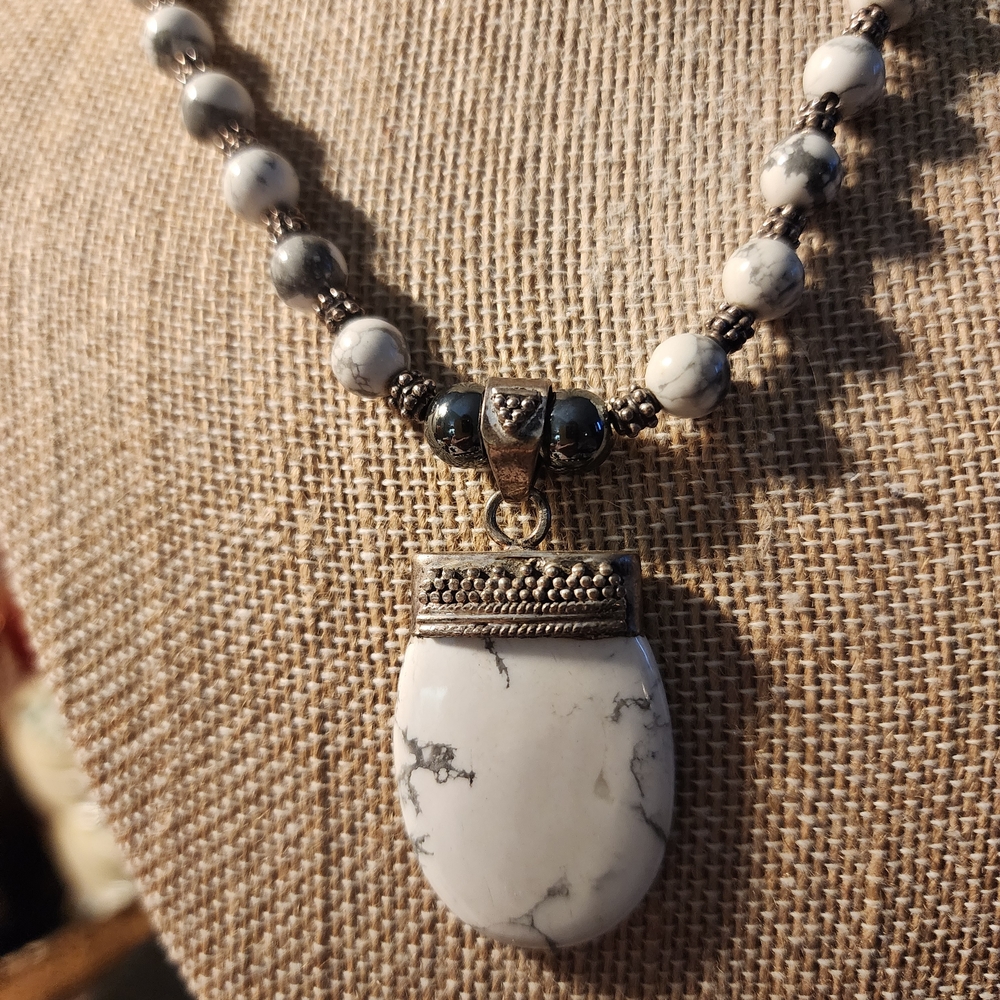 1970s Stone Necklace
